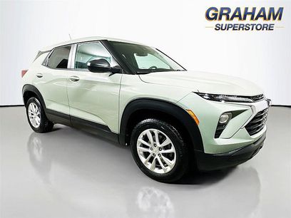 Used 2025 Chevrolet TrailBlazer LS w/ LS Convenience Package