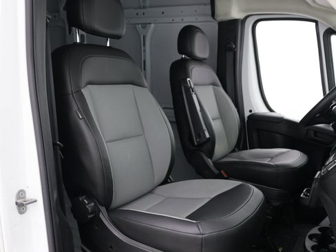 Used 2024 RAM ProMaster 2500 w/ Convenience Group FWD image 35
