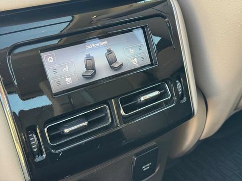 Used 2022 Lincoln Aviator Reserve w/ Equipment Group 201A AWD/4WD image 14