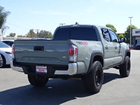 Used 2023 Toyota Tacoma TRD Off-Road AWD/4WD image 12