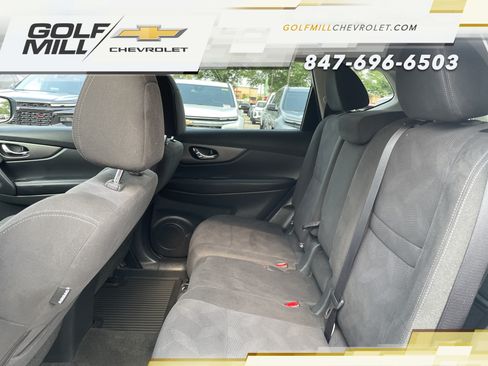 Used 2015 Nissan Rogue SV w/ SV Premium Package AWD/4WD image 26