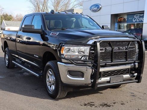 Used 2022 RAM 3500 Tradesman image 2