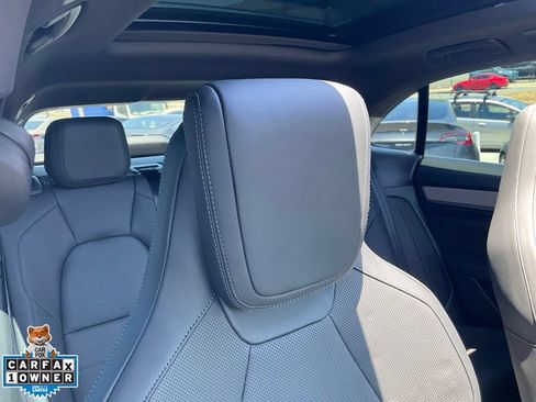 Used 2025 Porsche Macan 4S Electric AWD/4WD image 68