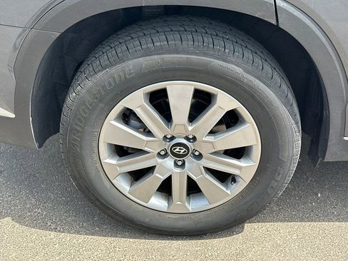 Used 2025 Hyundai Palisade SEL FWD image 17