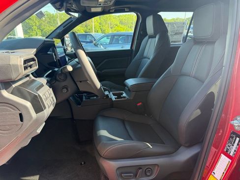 New 2026 Toyota 4Runner Limited AWD/4WD image 7