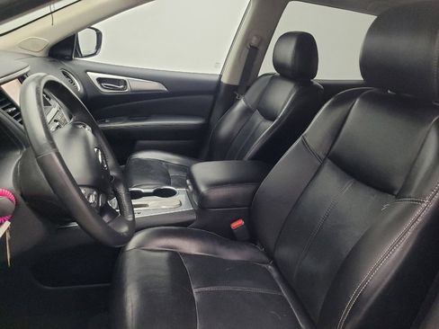 Used 2017 Nissan Pathfinder SL w/ SL Premium Package image 17