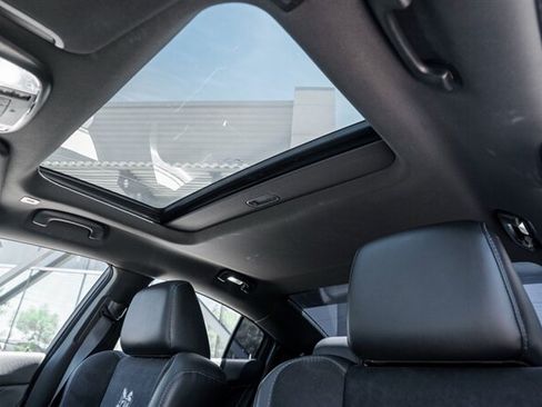 Used 2018 Dodge Charger R/T Scat Pack RWD image 22