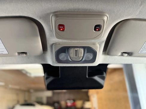 Used 2023 RAM ProMaster 1500 w/ Lane Management Group FWD image 36