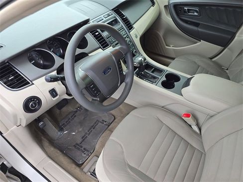 Used 2012 Ford Taurus SE image 18