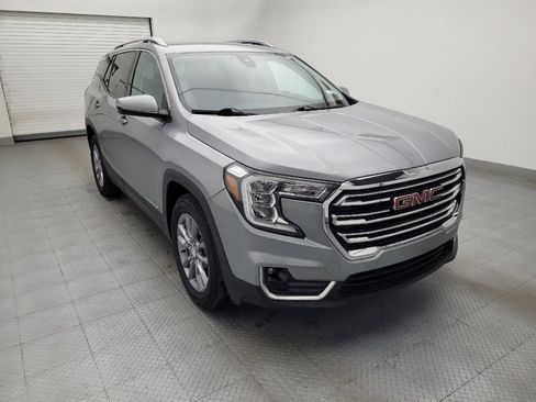 Used 2023 GMC Terrain SLT FWD image 13