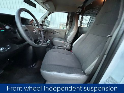 Used 2023 GMC Savana 2500 w/ Driver Convenience Package image 22