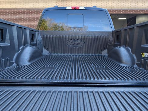 Used 2021 Ford F150 XLT w/ Equipment Group 302A High image 18