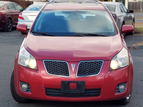 Used 2009 Pontiac Vibe AWD w/ Sun And Sound Package image 2