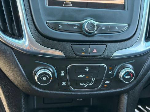 Used 2023 Chevrolet Equinox LT FWD image 25