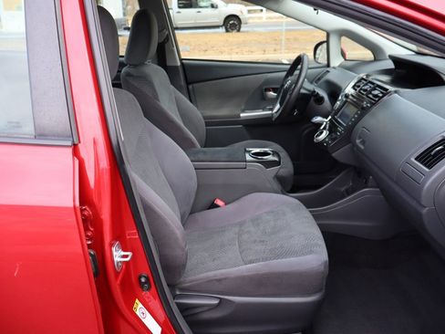 Used 2012 Toyota Prius V Three image 22