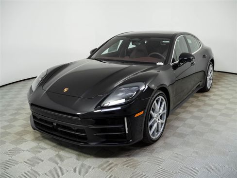 New 2026 Porsche Panamera 4 AWD/4WD image 1