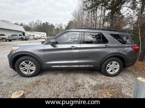 Used 2024 Ford Explorer XLT image 7