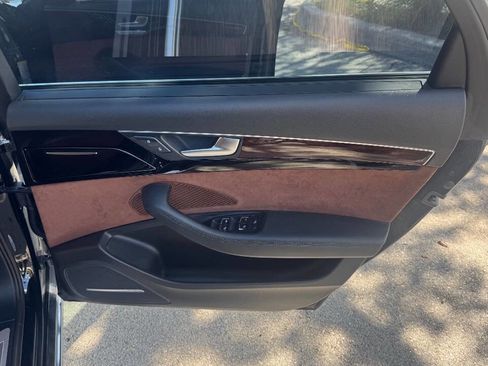 Used 2014 Audi A8 L TDI image 21