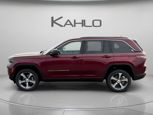 New 2026 Jeep Grand Cherokee Limited AWD/4WD image 2