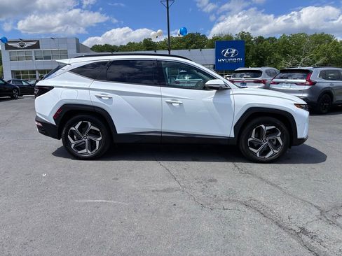 Used 2024 Hyundai Tucson Limited AWD/4WD image 8