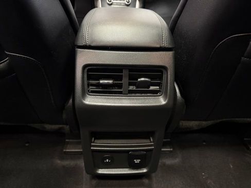 Used 2023 Ford Edge SEL w/ Convenience Package image 40