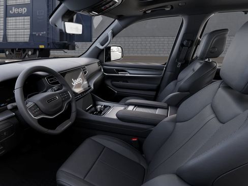 New 2026 Jeep Grand Wagoneer Limited image 22