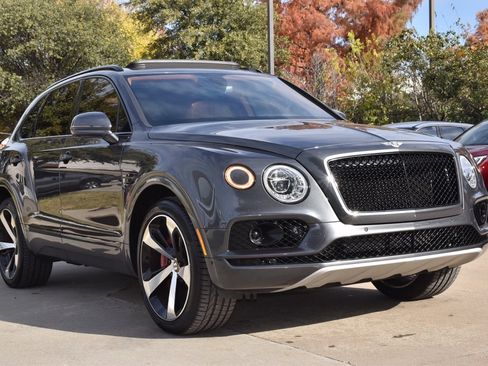 Used 2020 Bentley Bentayga image 4