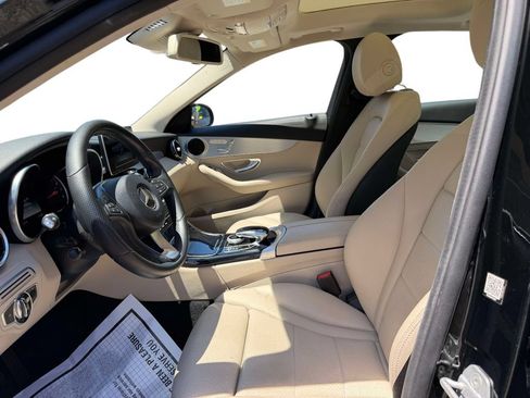 Used 2016 Mercedes-Benz C 300 4MATIC Sedan image 30