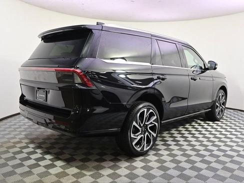 New 2026 Lincoln Navigator Black Label AWD/4WD image 7