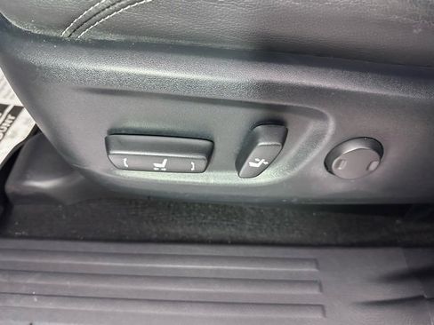 Used 2024 Toyota 4Runner Limited image 22