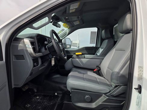 New 2026 Ford F550 4x4 Regular Cab Super Duty image 14