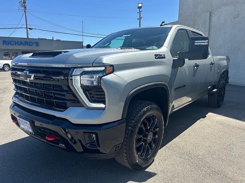New 2026 Chevrolet Silverado 2500 LT w/ Trail Boss Package AWD/4WD image 7