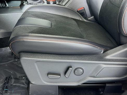 New 2026 Ford Bronco Raptor w/ Interior Carbon Fiber Pack AWD/4WD image 23