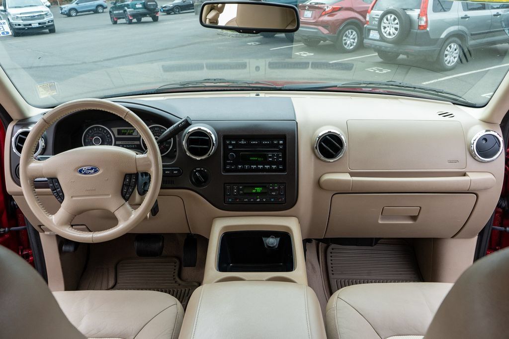 Used 2006 Ford Expedition Eddie Bauer AWD/4WD image 21