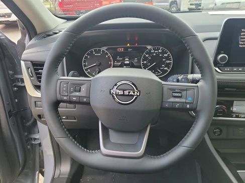 New 2026 Nissan Rogue SV FWD image 25