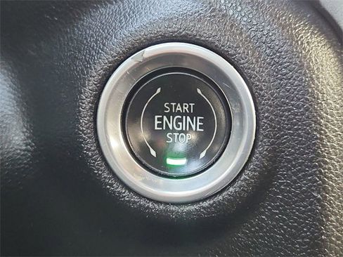 Used 2022 Chevrolet Silverado 2500 LT w/ Convenience Package image 16