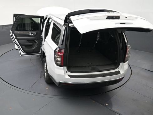 Used 2023 Chevrolet Tahoe LS RWD image 32