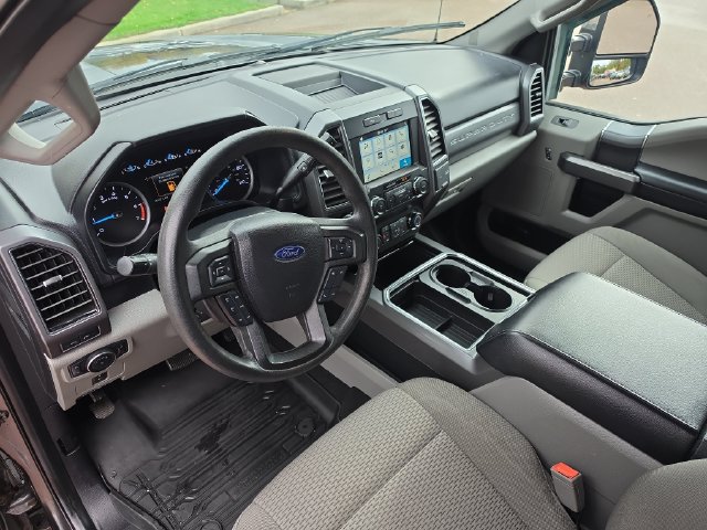 Used 2019 Ford F250 XLT w/ XLT Premium Package AWD/4WD image 12