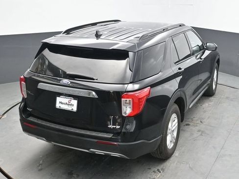 Used 2023 Ford Explorer XLT w/ Equipment Group 202A AWD/4WD image 30