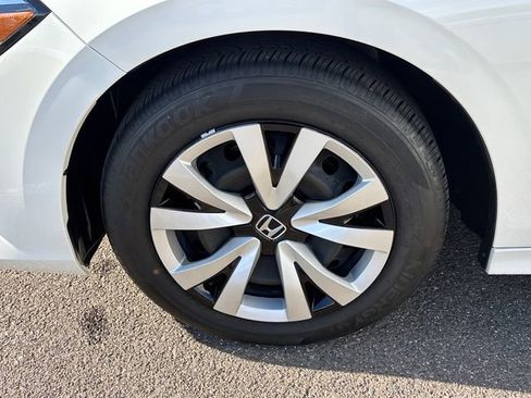 Used 2024 Honda Civic LX image 10