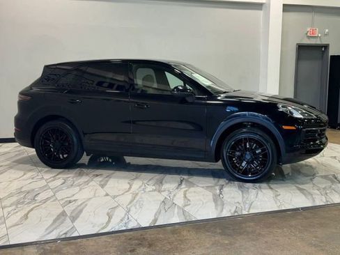 Used 2019 Porsche Cayenne image 5