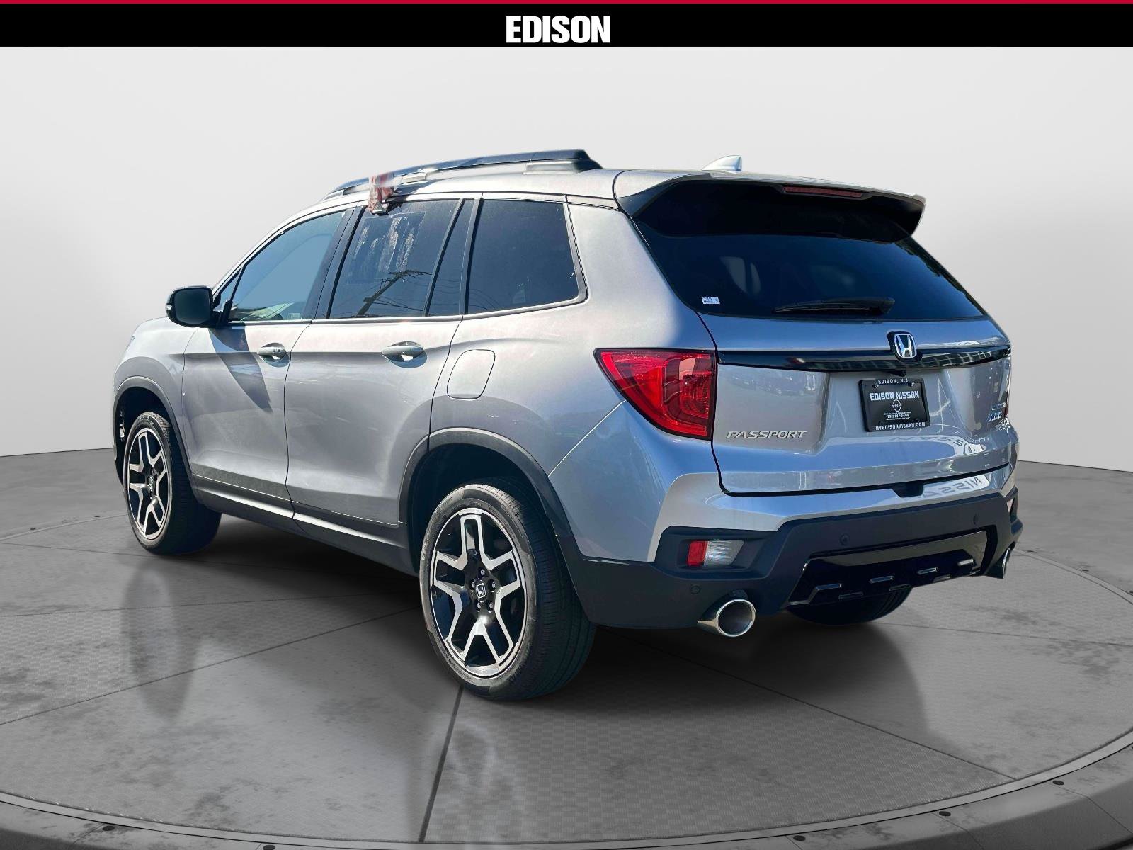 Used 2023 Honda Passport Elite image 5