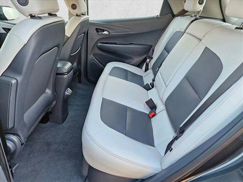 Used 2020 Chevrolet Bolt Premier w/ Infotainment Package image 18