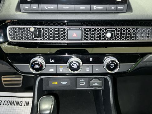 Used 2023 Honda Civic Sport image 25
