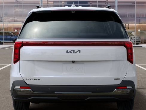 New 2026 Kia Carnival SX w/ SX Dark Edition Package FWD image 13