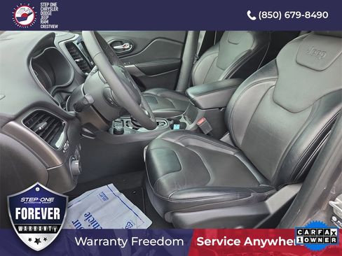 Used 2022 Jeep Cherokee Limited image 12