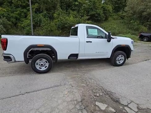 New 2024 GMC Sierra 2500 Pro image 7