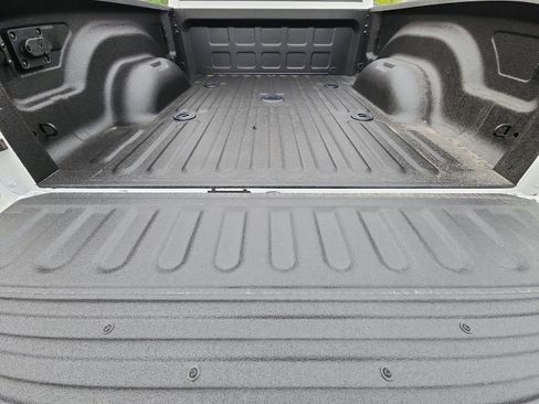 New 2026 RAM 2500 Big Horn AWD/4WD image 25