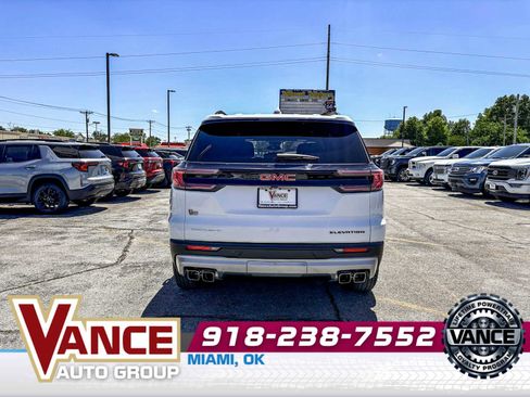 Used 2025 GMC Acadia Elevation FWD image 6