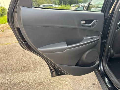 Used 2023 Hyundai Kona SEL AWD/4WD image 21